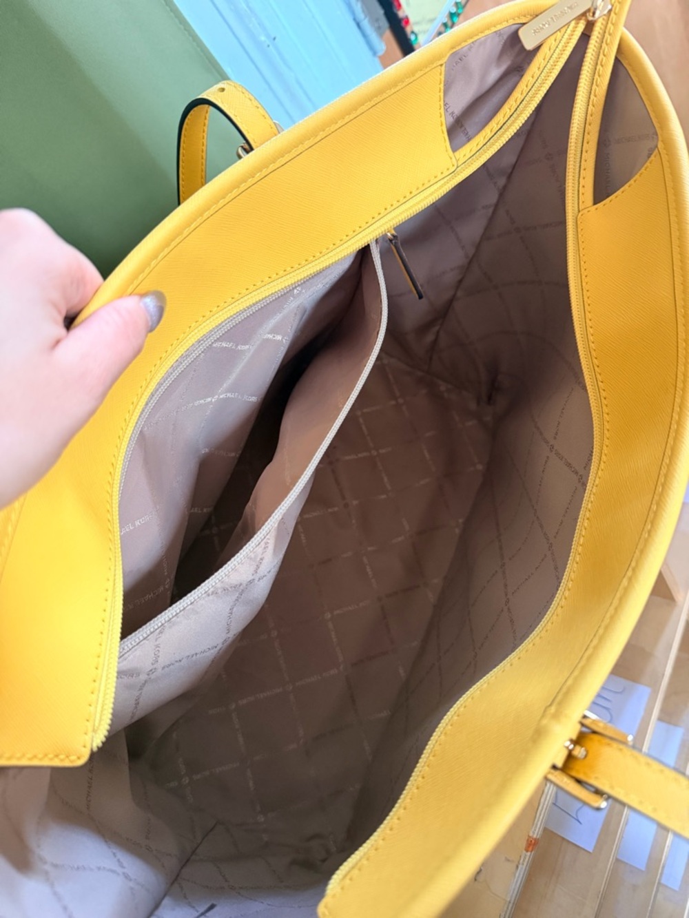 Stylish Michael Kors Lemon Yellow Saffiano Tote with Logo Charm - Picture 6 of 7